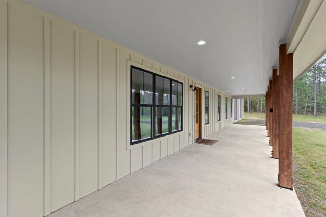 3143 County Rd 4300, Woodville, TX 75979