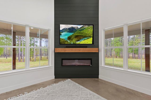 3143 County Rd 4300, Woodville, TX 75979