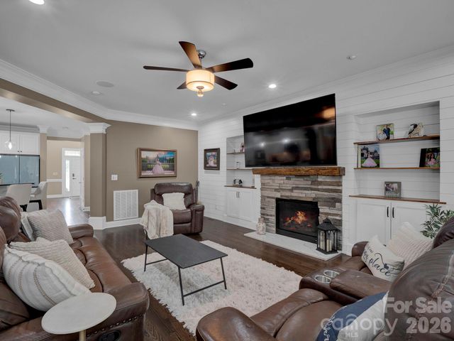 2652 Bedford Place NW, Concord, NC 28027