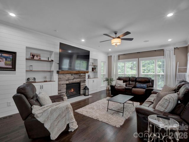 2652 Bedford Place NW, Concord, NC 28027