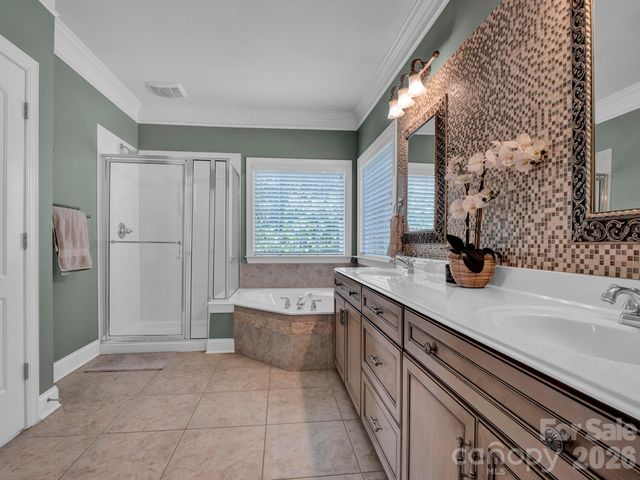 2652 Bedford Place NW, Concord, NC 28027