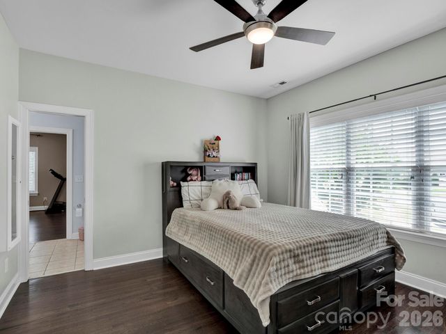2652 Bedford Place NW, Concord, NC 28027