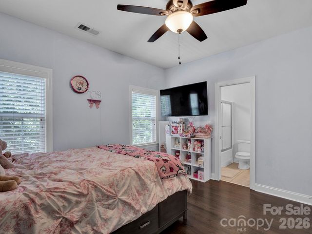 2652 Bedford Place NW, Concord, NC 28027