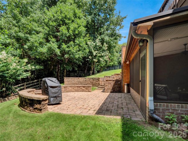 2652 Bedford Place NW, Concord, NC 28027