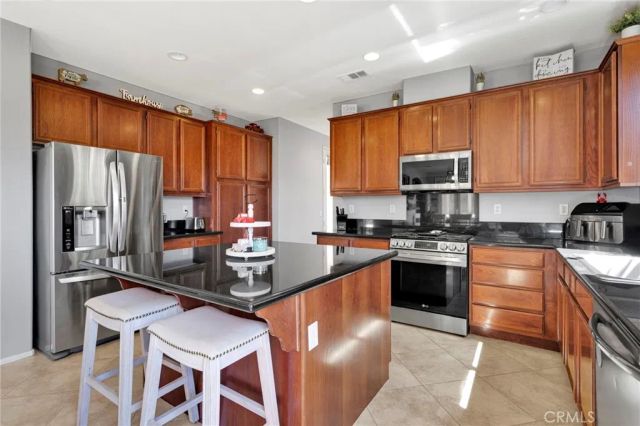 10343 Tandis Court, Adelanto, CA 92301