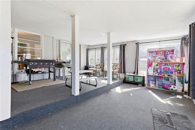 1213 SW 21st Street, Blue Springs, MO 64015