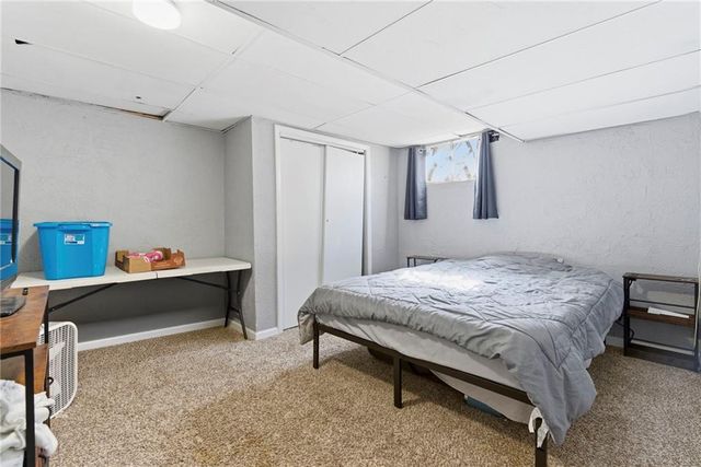 1213 SW 21st Street, Blue Springs, MO 64015