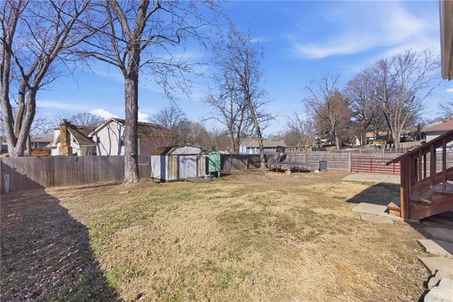 1213 SW 21st Street, Blue Springs, MO 64015