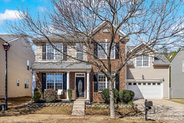 13915 Holly Stream Drive, Huntersville, NC 28078