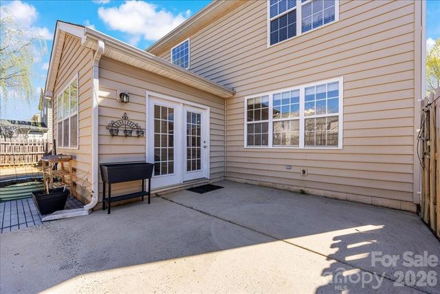 13915 Holly Stream Drive, Huntersville, NC 28078