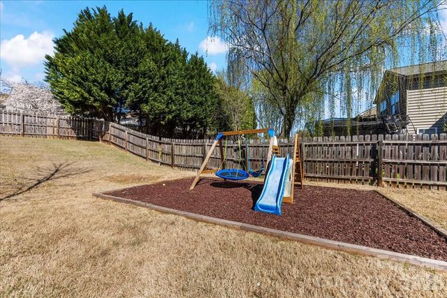 13915 Holly Stream Drive, Huntersville, NC 28078