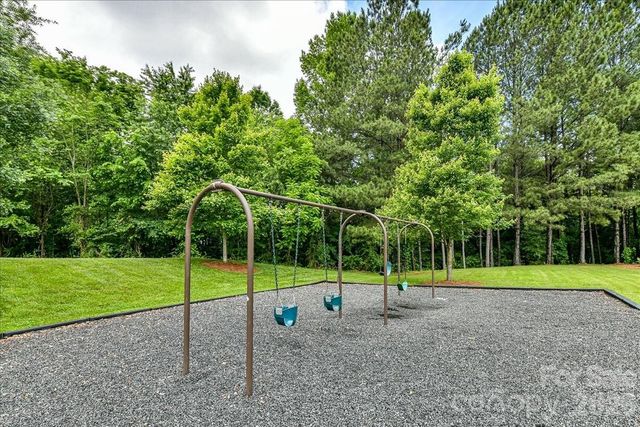 13915 Holly Stream Drive, Huntersville, NC 28078