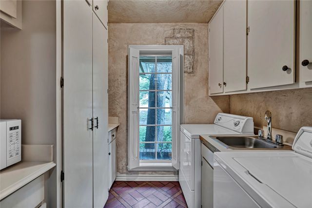 4117 Inwood Road, Fort Worth, TX 76109