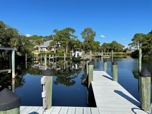 3233 NW Dockage Way, Palm City, FL 34990