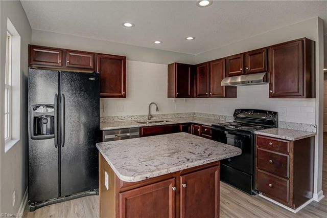 47 Tannenbaum Circle, Greensboro, NC 27410