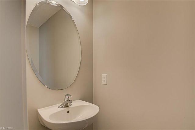 47 Tannenbaum Circle, Greensboro, NC 27410