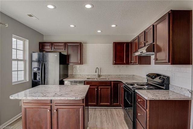 47 Tannenbaum Circle, Greensboro, NC 27410