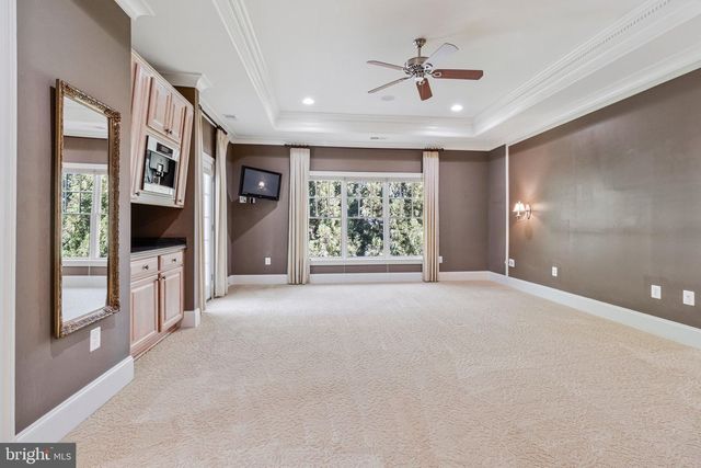 6878 FRASE DR, Falls Church, VA 22043