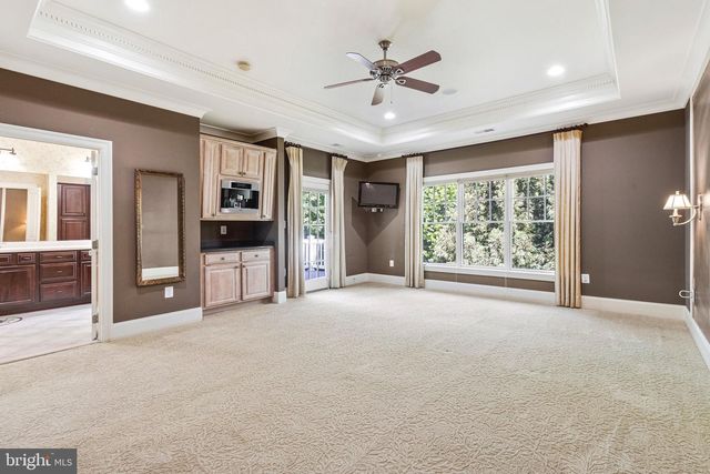 6878 FRASE DR, Falls Church, VA 22043