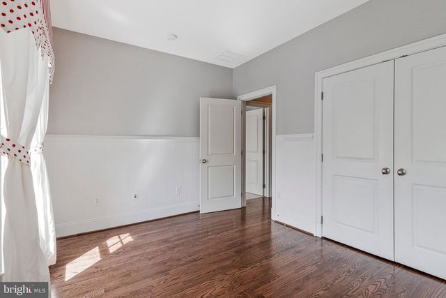 6878 FRASE DR, Falls Church, VA 22043