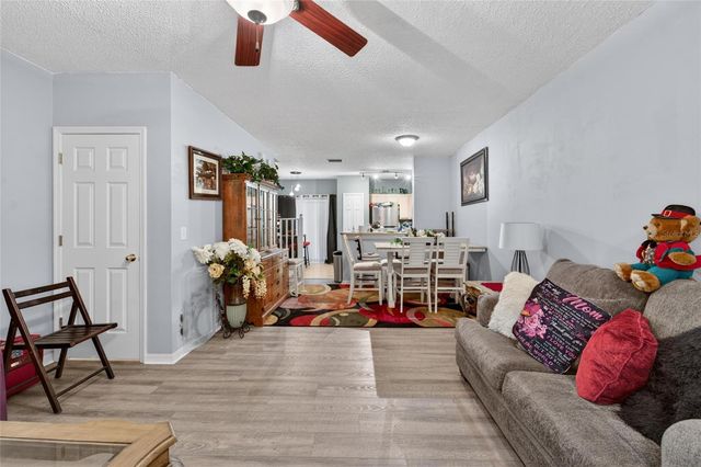 6557 OSPREY LAKE CIRCLE 6557, Riverview, FL 33578