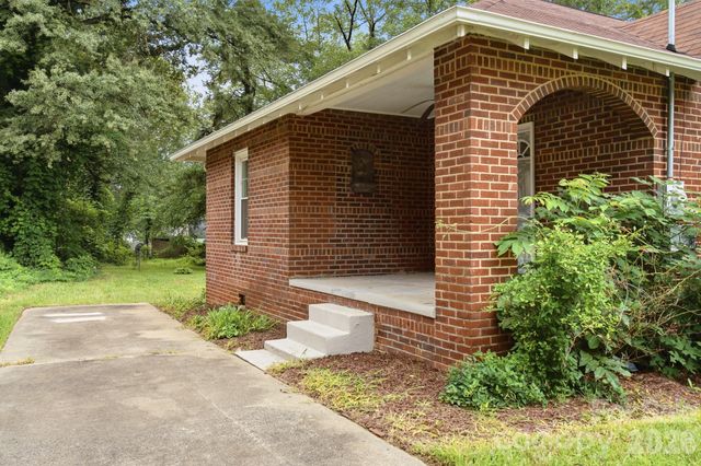 626 S Green Street, Statesville, NC 28677