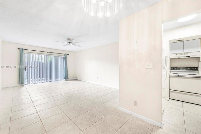 9107 SW 137th Ter 1-4, Miami, FL 33176