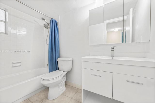 9107 SW 137th Ter 1-4, Miami, FL 33176