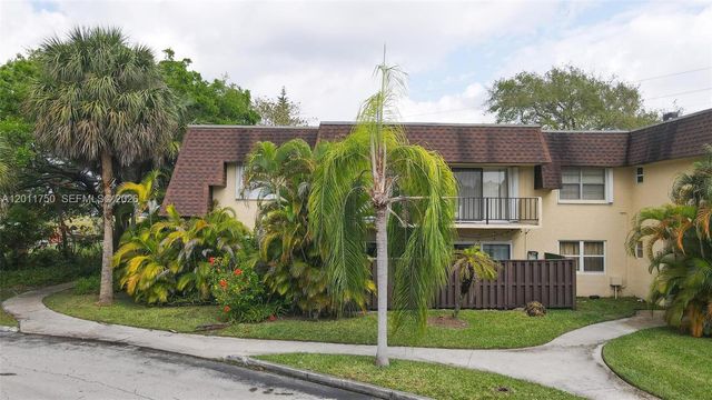 9107 SW 137th Ter 1-4, Miami, FL 33176