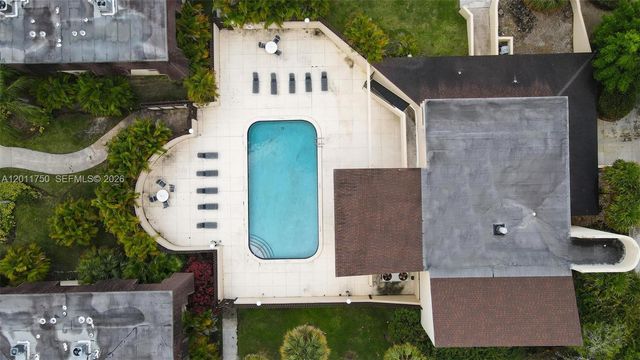 9107 SW 137th Ter 1-4, Miami, FL 33176