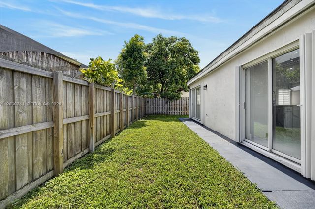 15772 SW 74th Lane, Miami, FL 33193
