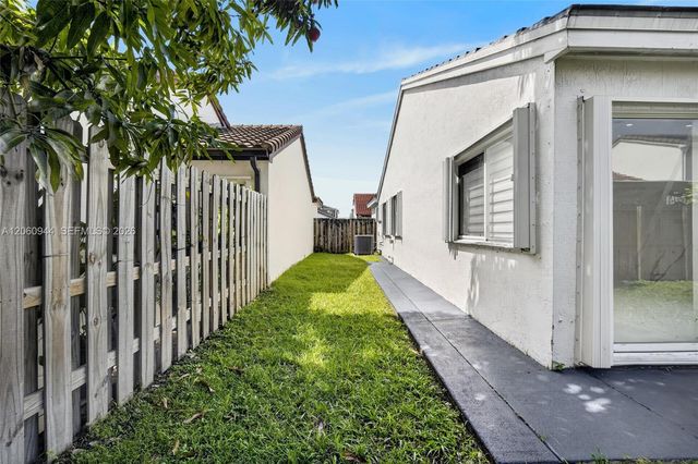 15772 SW 74th Lane, Miami, FL 33193