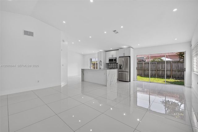 15772 SW 74th Lane, Miami, FL 33193