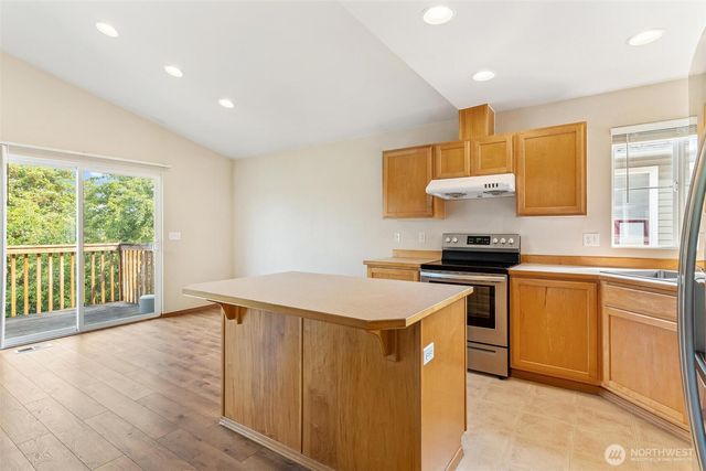 11543 62nd Avenue S, Seattle, WA 98178