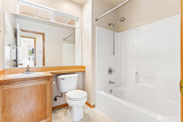 11543 62nd Avenue S, Seattle, WA 98178
