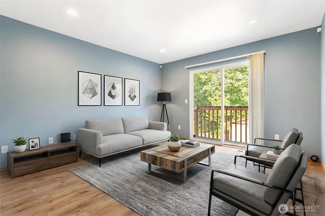 11543 62nd Avenue S, Seattle, WA 98178