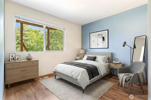 11543 62nd Avenue S, Seattle, WA 98178