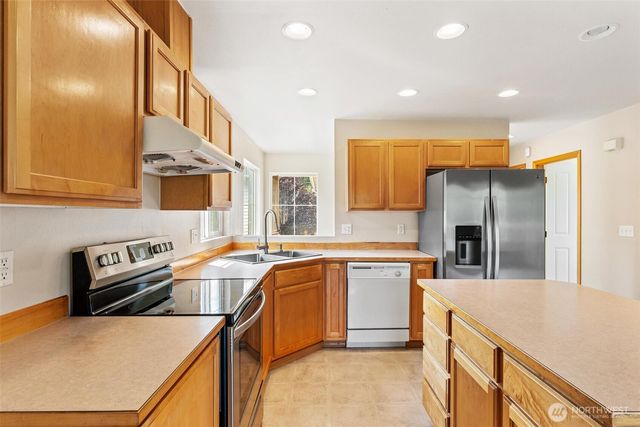 11543 62nd Avenue S, Seattle, WA 98178