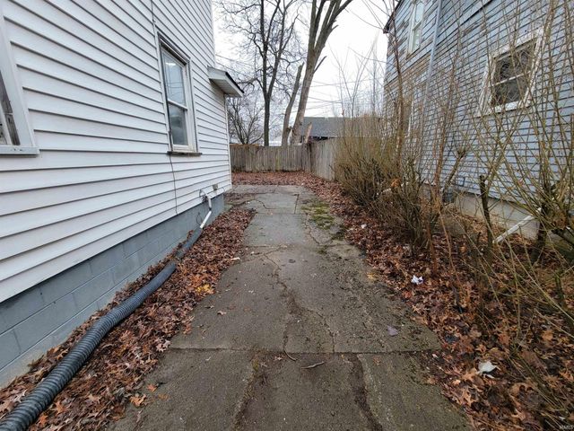 420 Lexington Avenue, Fort Wayne, IN 46807