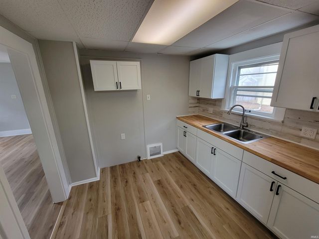 420 Lexington Avenue, Fort Wayne, IN 46807