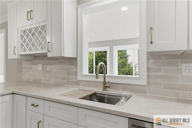 66 Essex Road 66B, Monroe, NJ 08831