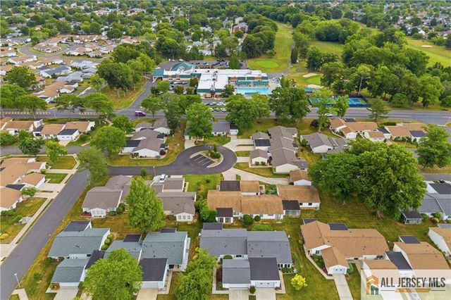 66 Essex Road 66B, Monroe, NJ 08831