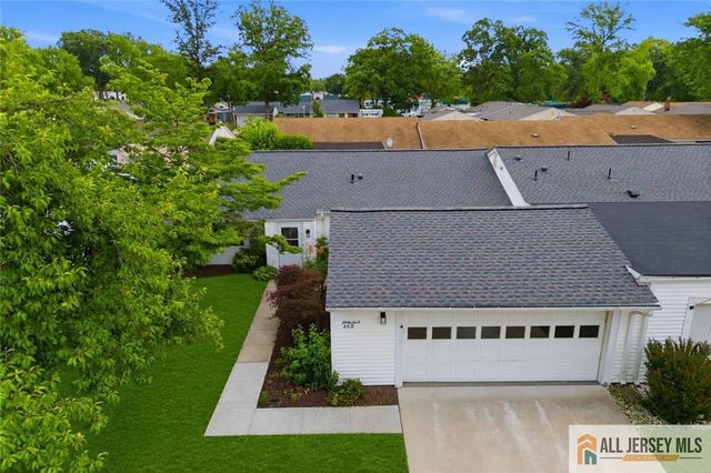 66 Essex Road 66B, Monroe, NJ 08831