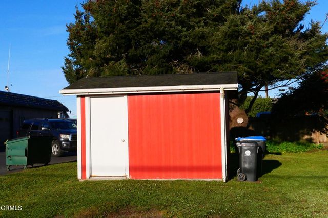 658 S Franklin Street, Fort Bragg, CA 95437