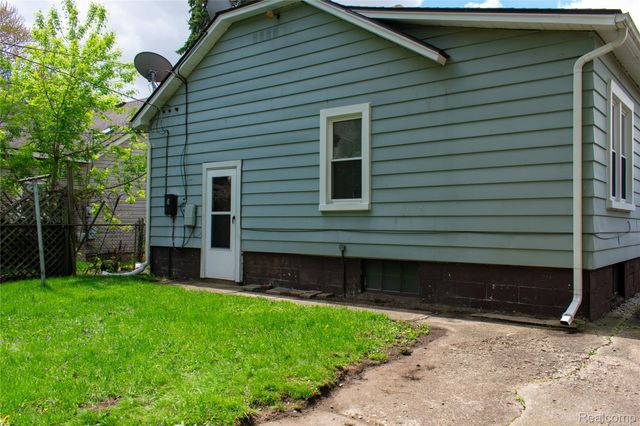 26536 Dartmouth Street, Madison Heights, MI 48071