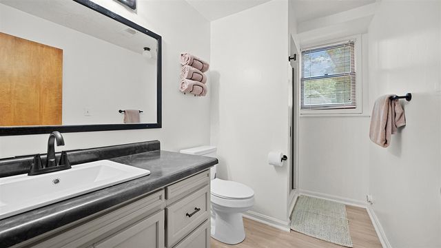 4583 Sutton Place, Grandville, MI 49418