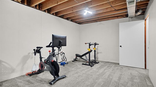 4583 Sutton Place, Grandville, MI 49418