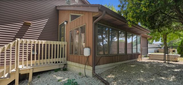 4583 Sutton Place, Grandville, MI 49418