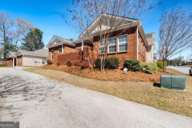 341 Villa Park Circle 37, Stone Mountain, GA 30087