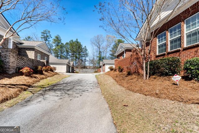 341 Villa Park Circle 37, Stone Mountain, GA 30087